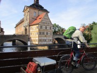 Ablegertransport vor dem Bamberger Altes Rathaus