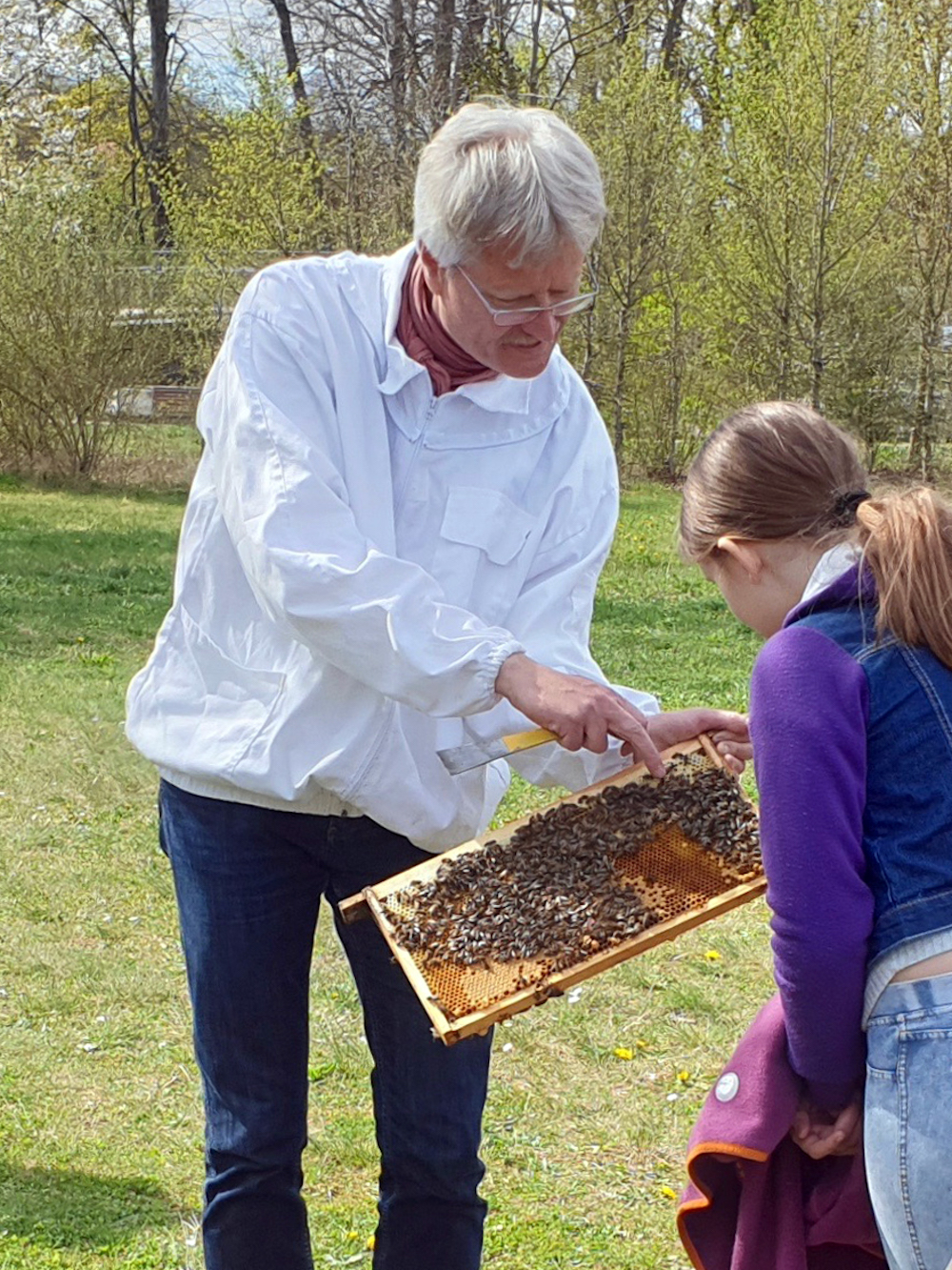 Saisonstart Bienen-InfoWabe Ostersonntag, 17.04.2022
