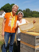 BLIB-Team zur Honigernte Bughof (AK23, Modul 7, Imkerkurs für Anfänger von Bienen-leben-in-Bamberg.de)