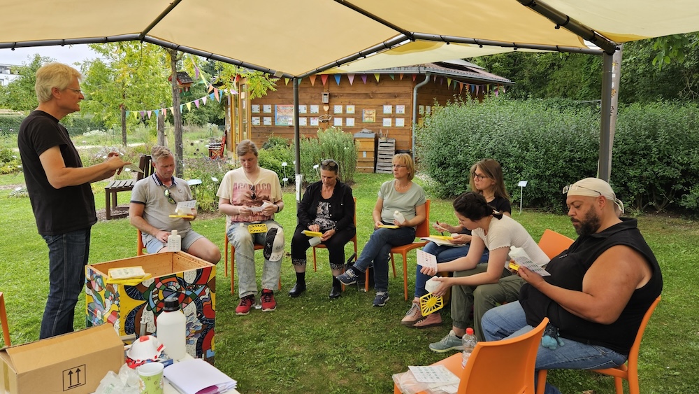 Imkerkurs für Anfänger von Bienen-leben-in-Bamberg.de, Modul 9 zur Varroabehandlung und Wabenhygiene