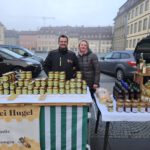 Imkerei Hugel aus Kronach am Traditionellen Bamberger Honigmarkt am Faschingsdienstag 2024 / Bienen-leben-in-Bamberg.de