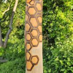Motiv auf einer Sonnensegel-Steleim Bamberger Bienengarten (Ausführender Thomas Gröhling) am 23.05.2024