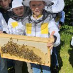 Grundschule Strullendorf, Klasse 1/2d zum Schulbienen-Unterricht in der Bienen-InfoWabe, Bienen-leben-in-Bamberg.de