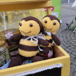 Imkerei Reinhold Burger / Ilona Munique (Bienen-leben-in-Bamberg.de)am Traditionellen Bamberger Honigmarkt am Faschingsdienstag 2025 / Bienen-leben-in-Bamberg.de