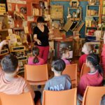 Rupprechtschule Bamberg, 1.-3. Klasse (Lesepatengruppe) in Koop. Carithek/Freiwilligenzentrum zum Schulbienen-Unterricht in der Bienen-InfoWabe, Bienen-leben-in-Bamberg.de