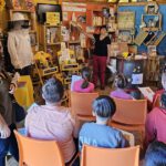 Rupprechtschule Bamberg, 1.-3. Klasse (Lesepatengruppe) in Koop. Carithek/Freiwilligenzentrum zum Schulbienen-Unterricht in der Bienen-InfoWabe, Bienen-leben-in-Bamberg.de