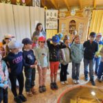 Rupprecht-Grundschule Bamberg, Klasse 2b zum Schulbienen-Unterricht / Schulbienenführung in der Bienen-InfoWabe, Bienen-leben-in-Bamberg.de