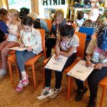 Rupprecht-Grundschule Bamberg, Klasse 2c zum Schulbienen-Unterricht / Schulbienenführung in der Bienen-InfoWabe, Bienen-leben-in-Bamberg.de
