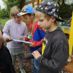 Rupprecht-Grundschule Bamberg, Klasse 2a zum Schulbienen-Unterricht / Schulbienenführung in der Bienen-InfoWabe, Bienen-leben-in-Bamberg.de