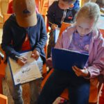 Rupprecht-Grundschule Bamberg, Klasse 2d zum Schulbienen-Unterricht / Schulbienenführung in der Bienen-InfoWabe, Bienen-leben-in-Bamberg.de