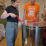 Honigverarbeitung Bughof (AK25, Modul 8, Imkerkurs für Anfänger von Bienen-leben-in-Bamberg.de)