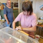 Verarbeitung der Honigernte Bienenweg 2025, Sondertermin Honigernte- und Schleudertage (Bienen-leben-in-Bamberg.de)
