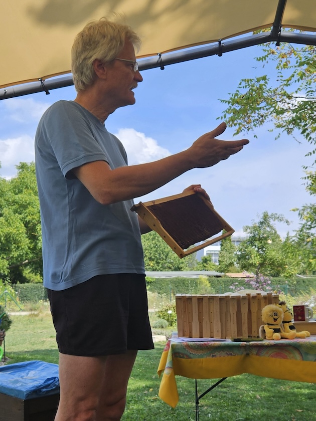 Imker-Anfängerkurs, Modul 10, Wachsverarbeitung BLIB-Imkerkurs für Anfänger / Bienen-leben-in-Bamberg.de