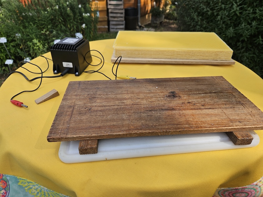 Imker-Anfängerkurs, Modul 10, Wachsverarbeitung BLIB-Imkerkurs für Anfänger / Bienen-leben-in-Bamberg.de