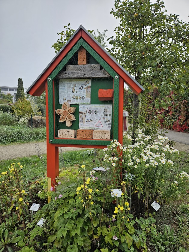 Wildbienenhotel in Bamberger Bienengarten