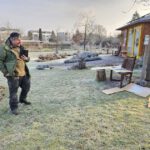 Erster Besprechungstermin mit Künstler Thomas Gröhling zum den geplanten Sitzbänken an der Blasenesche im Bamberger Bienengarten am 21.01.2025