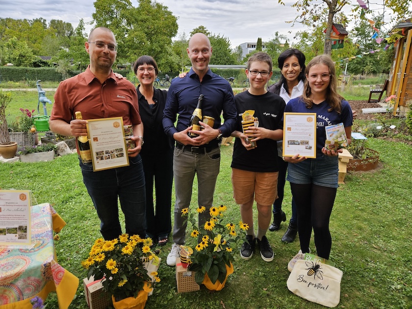 Graf-Stauffenberg-Schulen (Wirtschaftsschule und Realschule) als Preisträger "Honiggold" (1. Preis) Bienenstadt-Bamberg-Umweltpreis 2025 (BBU25)