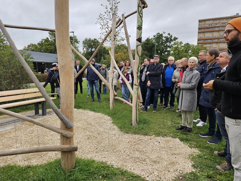 Einweihung Heidelsteigpark im Bamberger Osten, hervorgegangen aus dem Modellprojekt "MitmachKlima"
