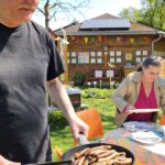 AK26 Modul 4 und Modul 5 im Imkeranfängerkurs von Bienen-leben-in-Bamberg.de zu Honigraumerweiterung, Ablegerbildung; Schwarmverhinderung durch Weiselzellenkontrolle und Drohnenbrutschneiden