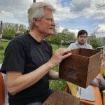 AK26 Modul 4 und Modul 5 im Imkeranfängerkurs von Bienen-leben-in-Bamberg.de zu Honigraumerweiterung, Ablegerbildung; Schwarmverhinderung durch Weiselzellenkontrolle und Drohnenbrutschneiden