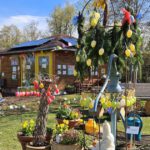 Osterbrunnen zur Saison-Eröffnung der Bienen-InfoWabe 2026 am Ostersonntag