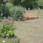 Neue Gartenbank / Sitzbank im Bamberger Bienengarten
